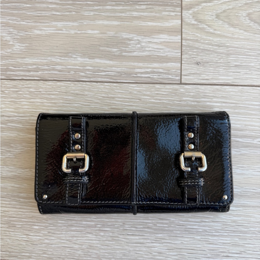 Chloé Black Patent Leather Long Wallet  – Box & Dust Bag Included